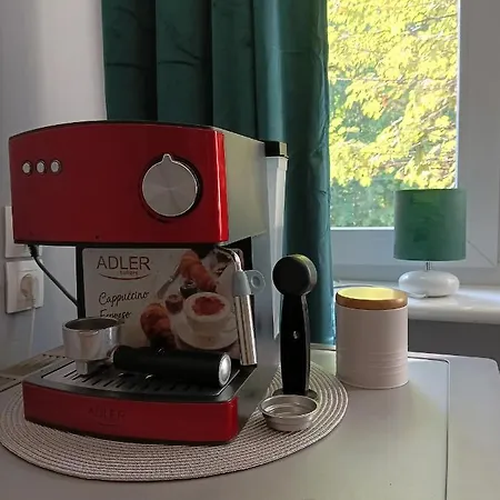 Niepodleglosci 859 아파트 *